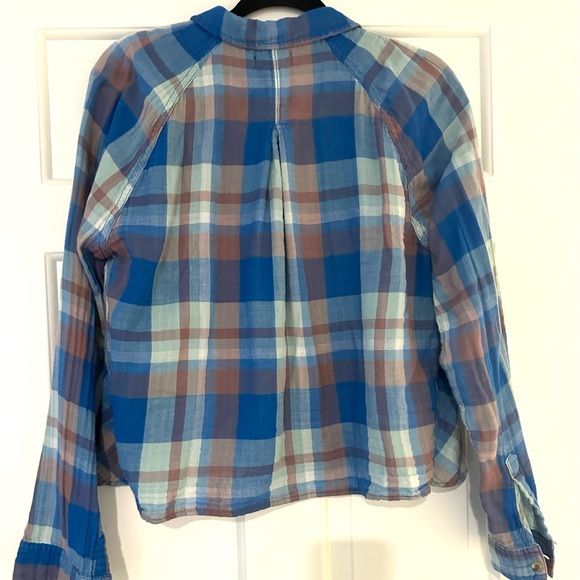 Boxy plaid button down - Picture 2 of 4